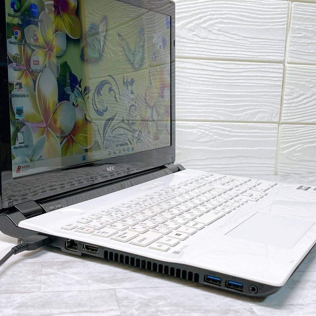 高速SSD✨Windows11 ノートパソコン✨オフィス カメラ DVD 白