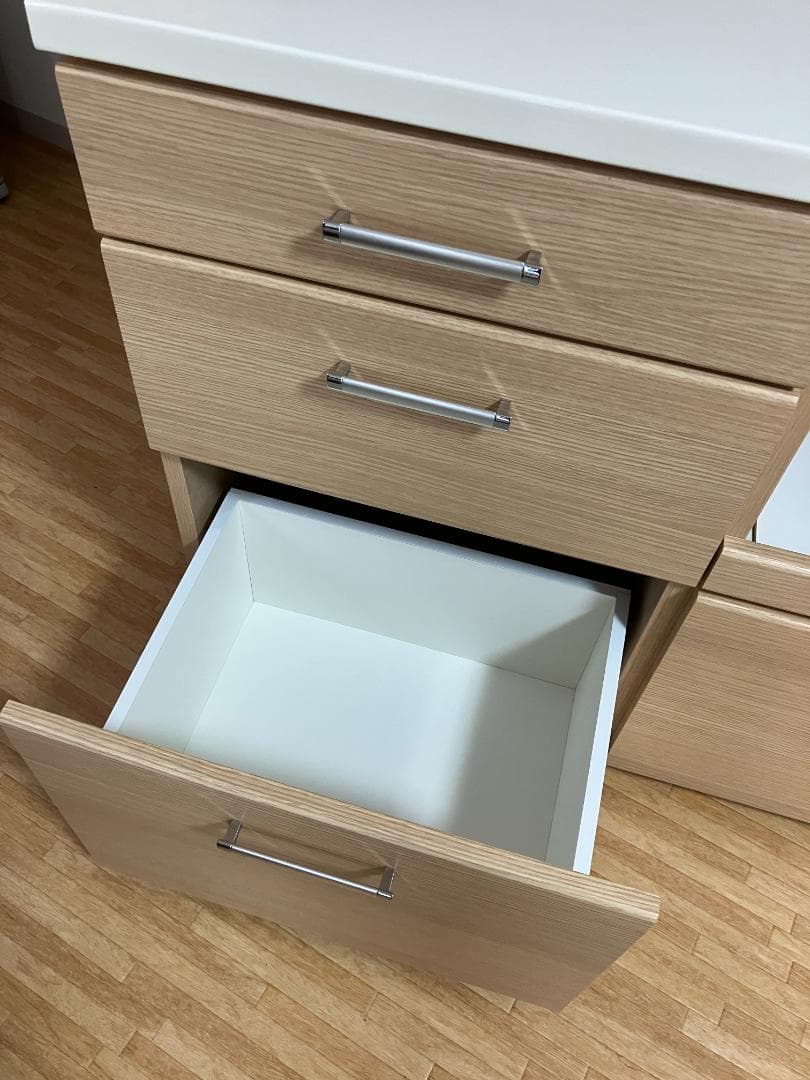 【ニトリ】食器棚 ナチュラル 幅105㎝　磨りガラス扉＆引き出し収納付き 美品