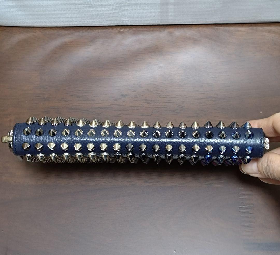 【Christian Louboutin】 スパイクスタッズ 長財布 ファスナー