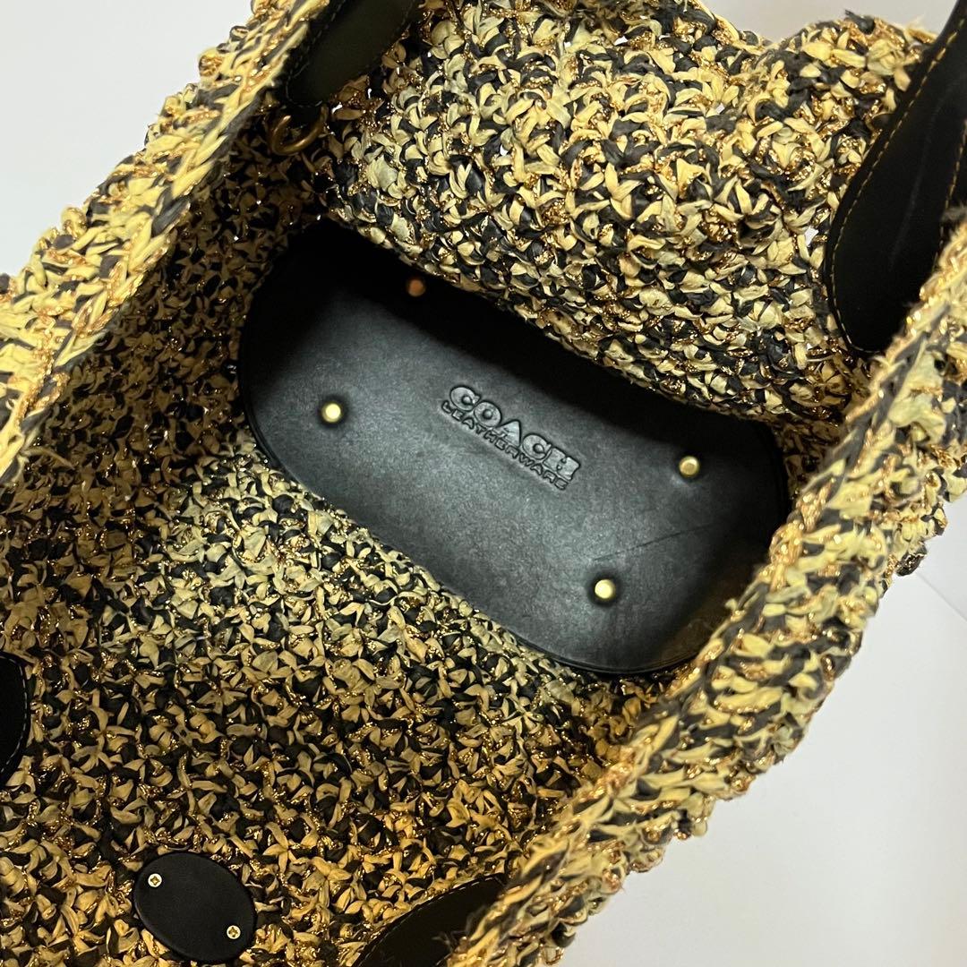 美品【23SS】完売品 COACH コーチ かごバッグ ストロースモールトート
