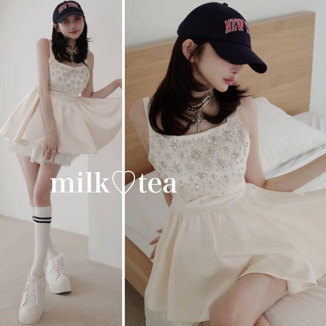 新品タグ付き ダーリッチ ジュエリーフレアチュニック アイボリー