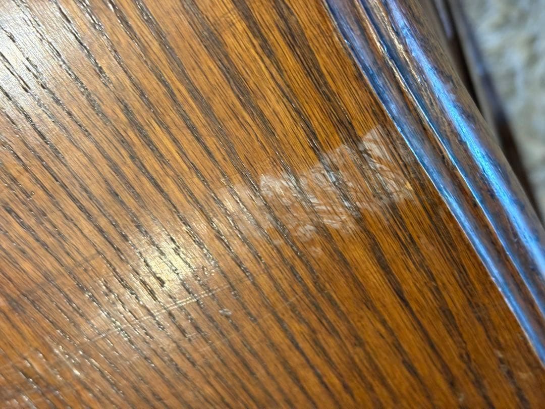 ヨーロピアン　クラシック　オーク材　サイドボード　クラシカル　アンティーク