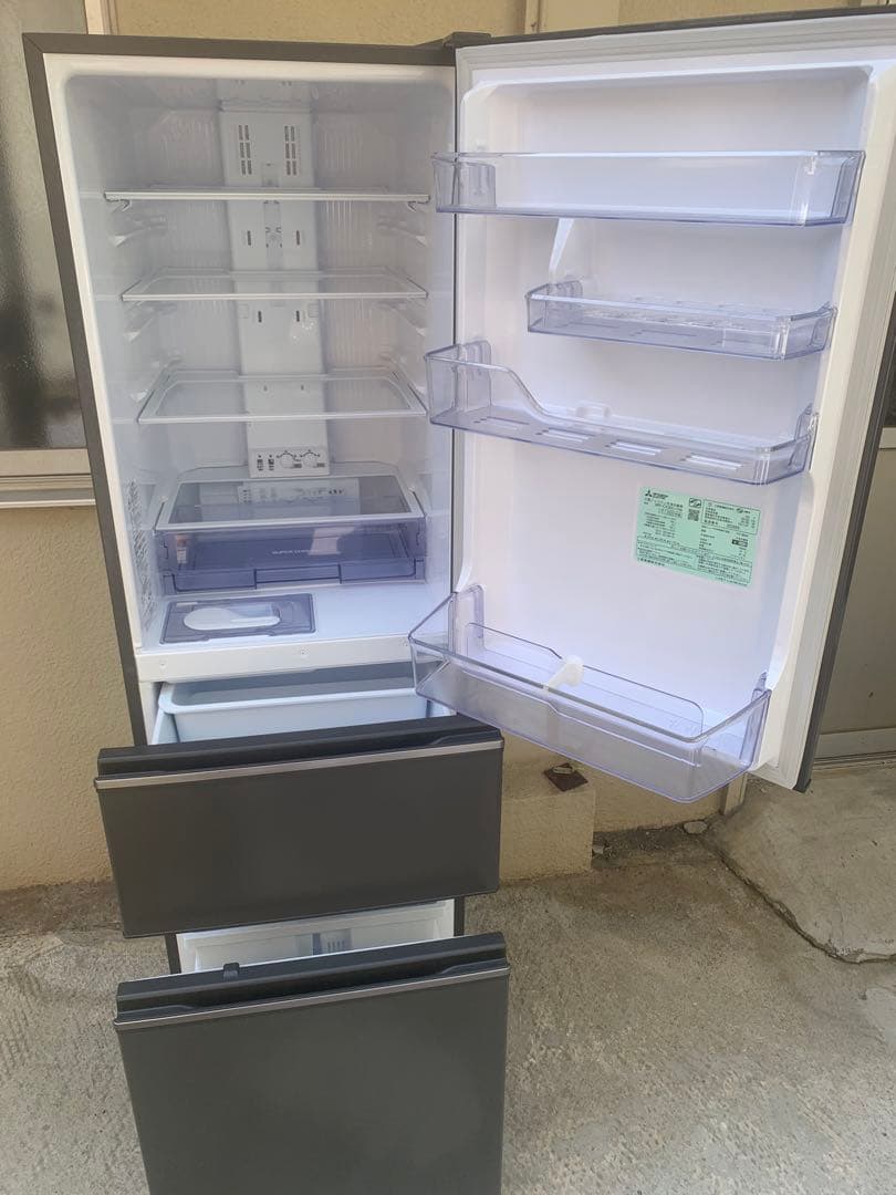 2022年製　三菱電機 3ドア 冷蔵庫MR-CX30G-H 自動製氷付き