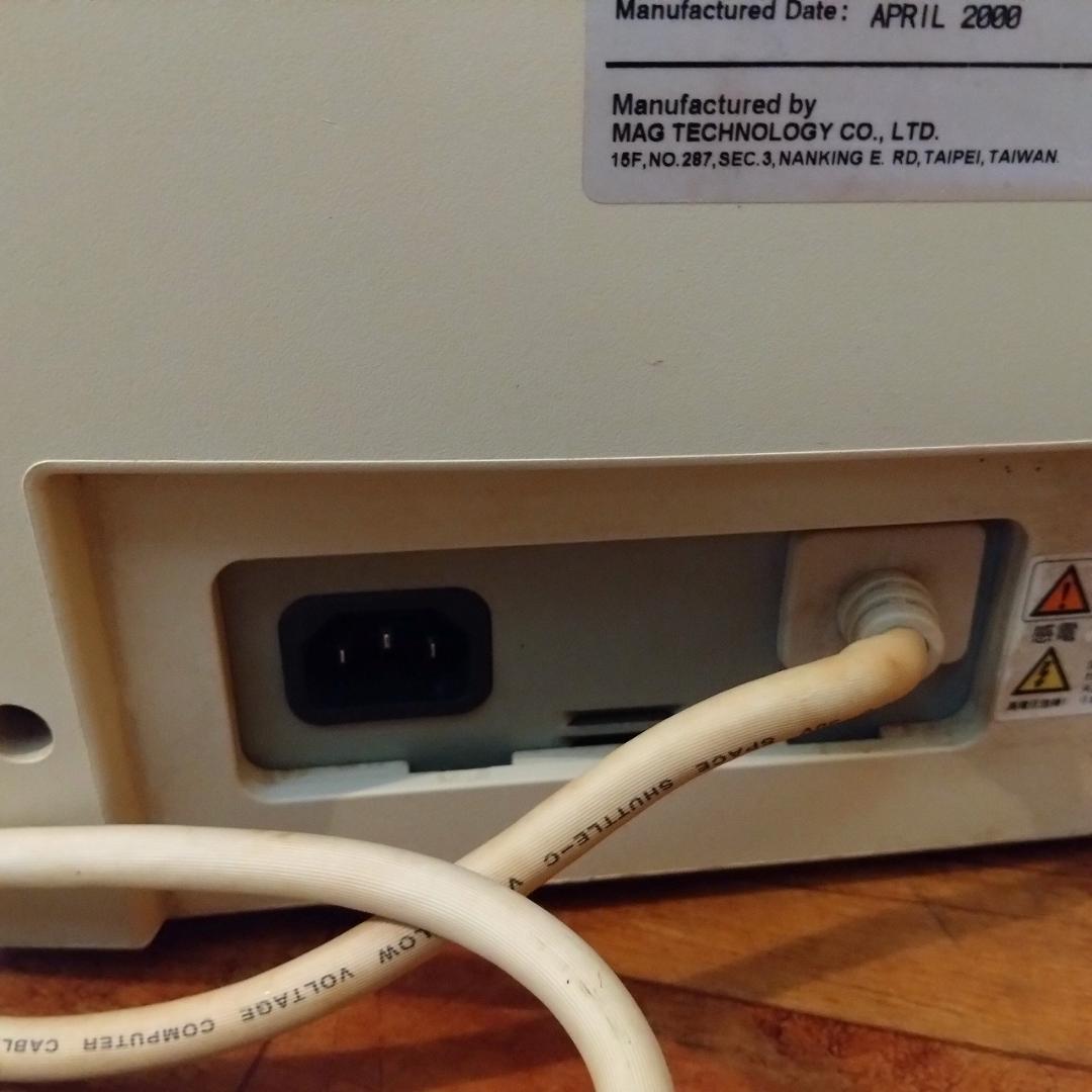 EPSON 17インチ CRTモニター WB770