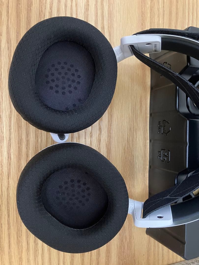 ヘッドホン STEELSERIES ARCTIS 7 WHITE 61508