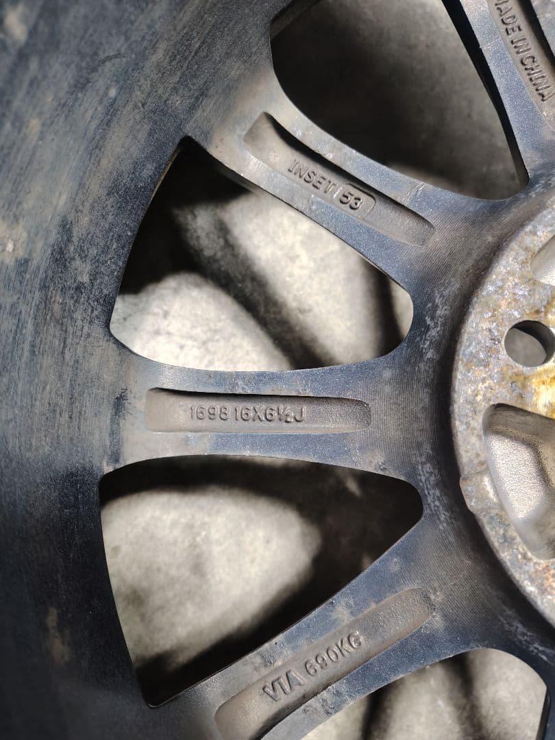 205/55 R 16スタッドレスタイヤホイールセット