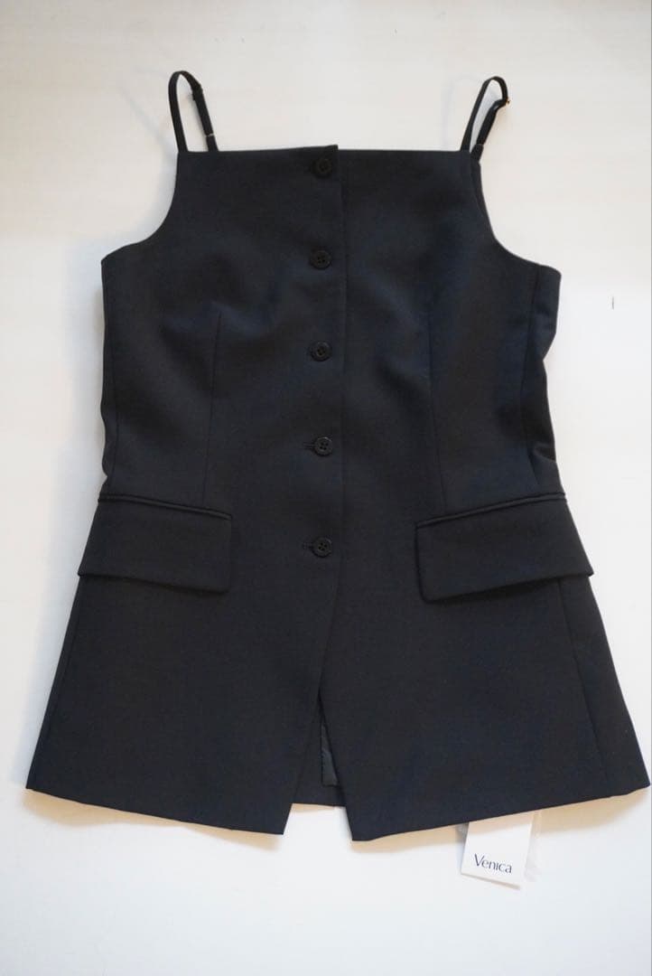 試着のみVENICA TOKYO Camisole tailored vest