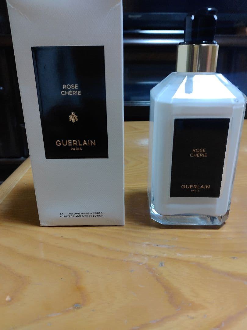 【新品未使用品】ゲラン　ローズシェリーハンド＆ボディローション