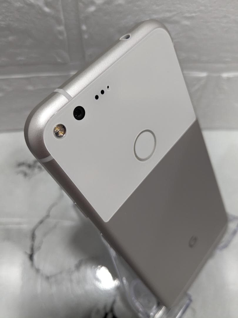2【白】★特価★Google Pixel XL初代 128GB（日本未発売）
