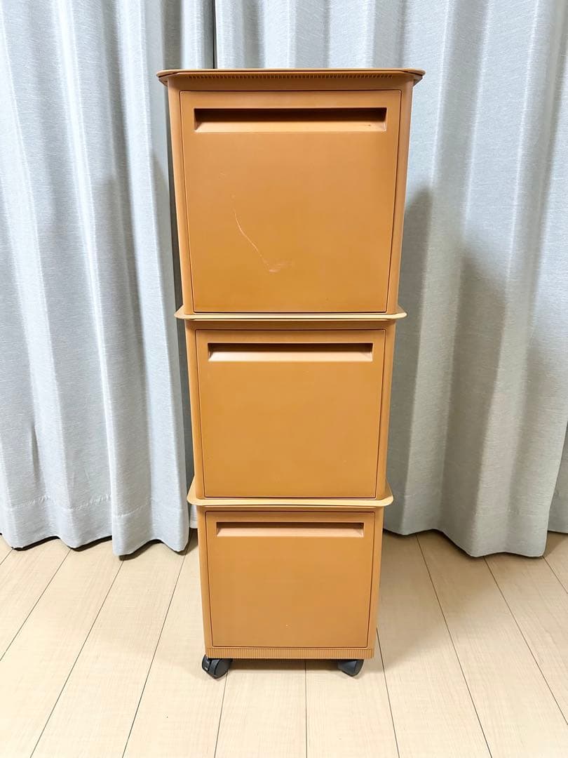 タッパーウエア マルチオーガナイザー 3段 キャスター付き ブラウン