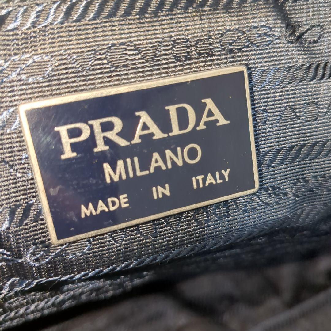 プラダ ボストンバッグ 三角ロゴ 希少色 ネイビー レザーハンドル 大容量