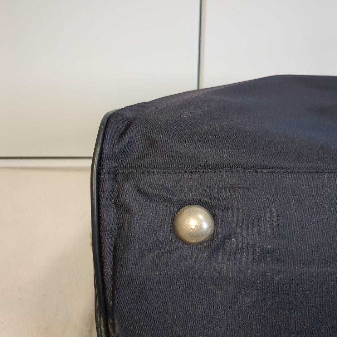 プラダ ボストンバッグ 三角ロゴ 希少色 ネイビー レザーハンドル 大容量