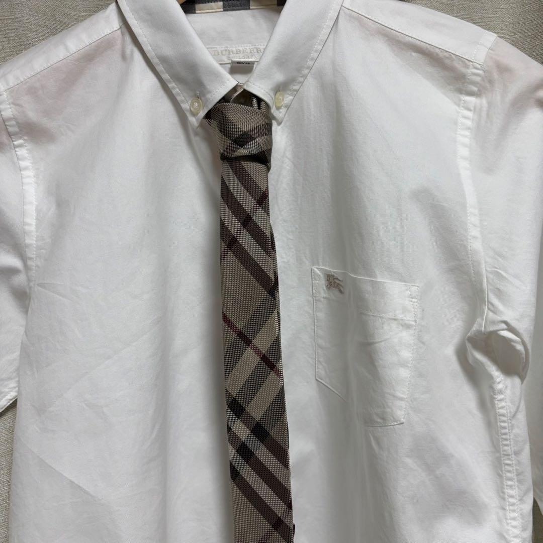 【美品】バーバリー　スーツ　ピンバッジ　卒業　受験　150 ネクタイ　エンブレム