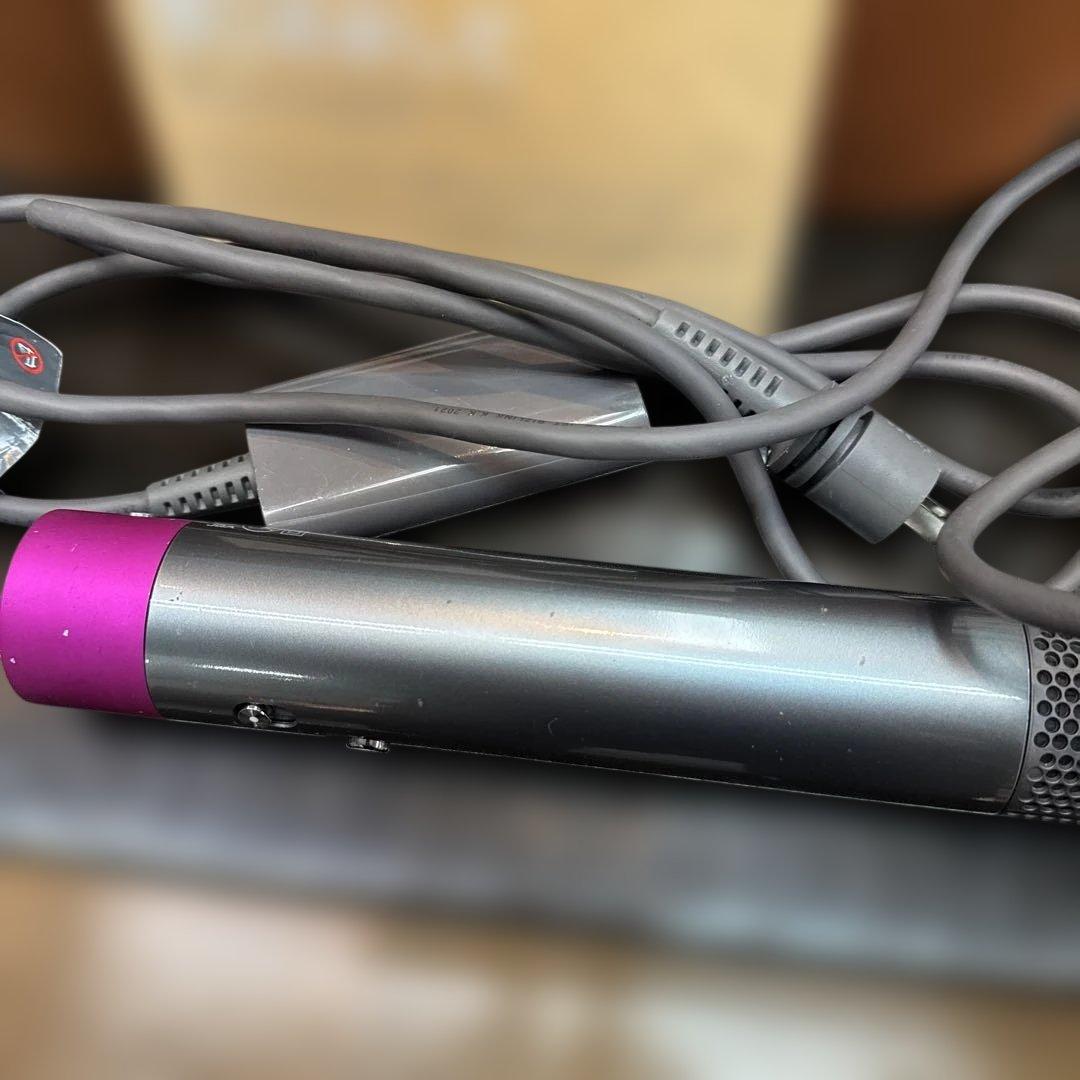 ダイソンエアーラップ HS01