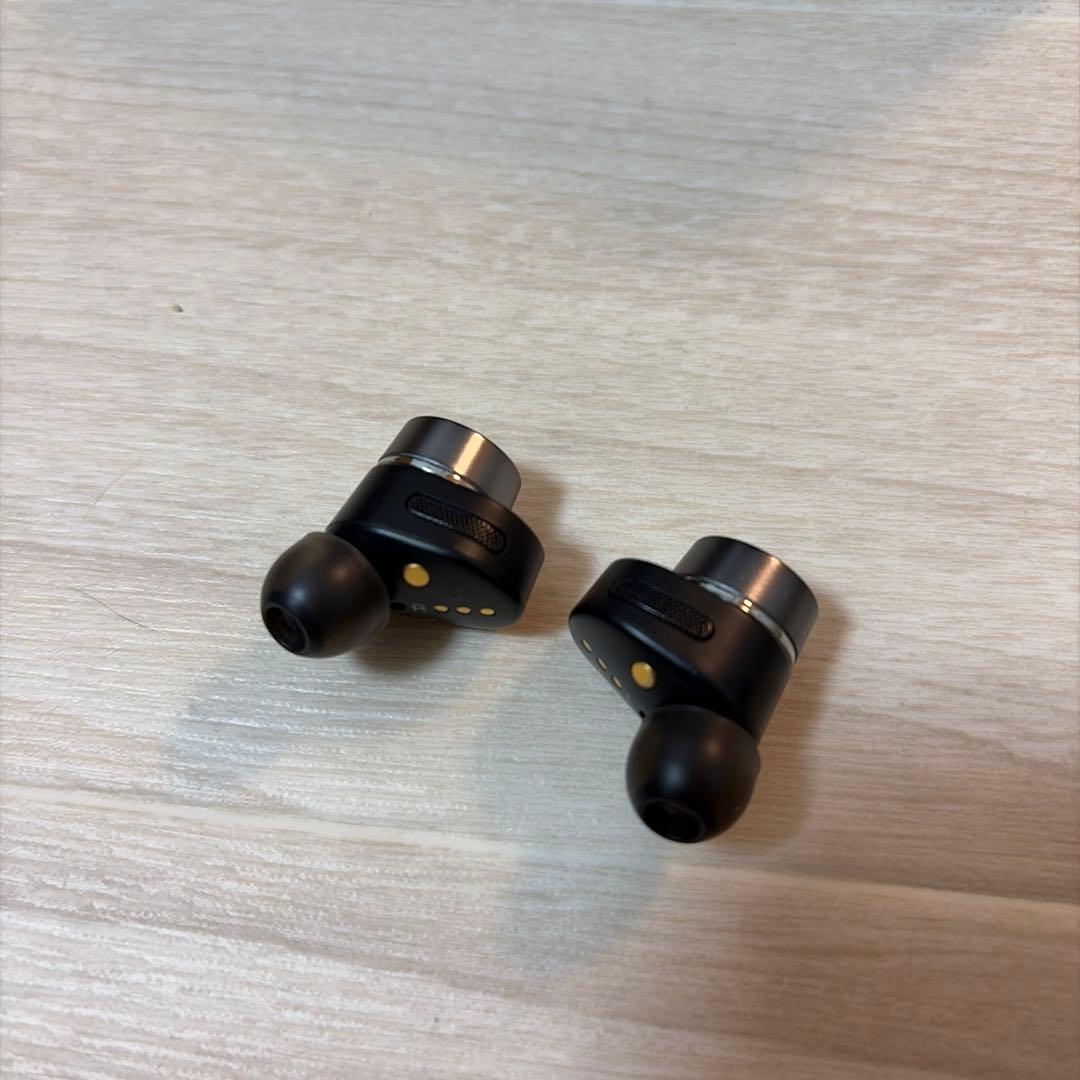 Bowers & Wilkins Pi7 S2 ワイヤレスイヤホン ブラック