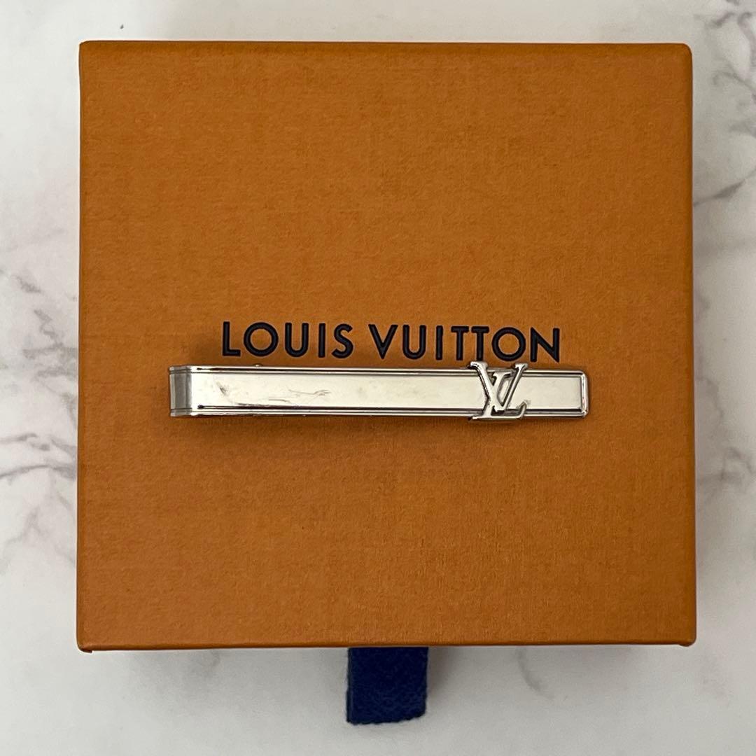 ルイヴィトン ネクタイピン・LV イニシャル ネクタイピン 現行品 シルバー