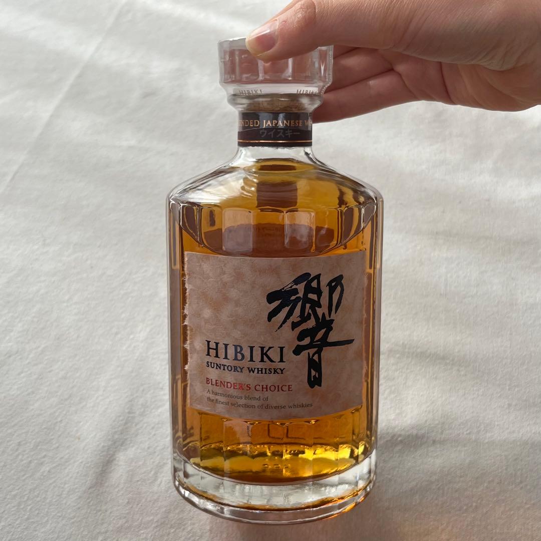 HIBIKI サントリーウイスキー700ml 響