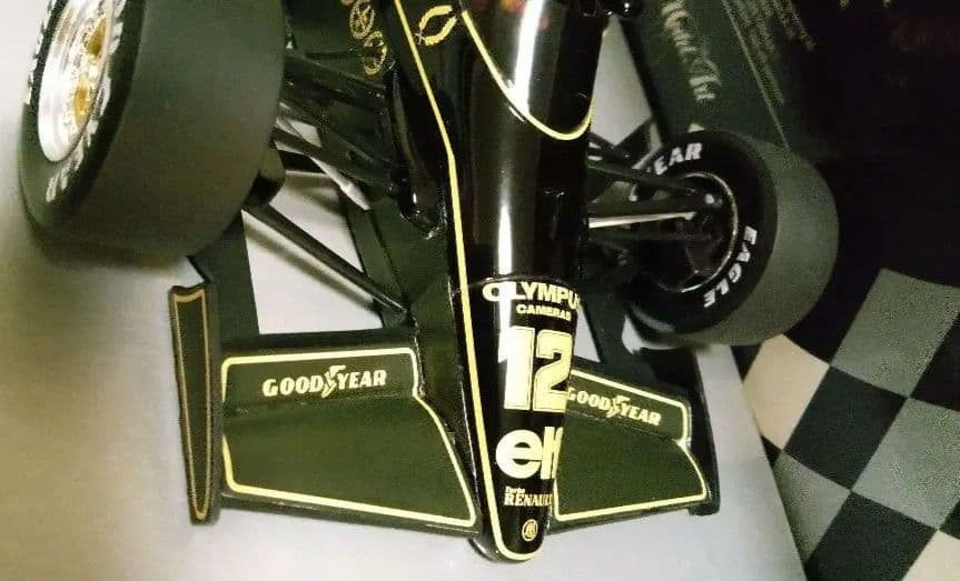 ミニチャンプス 1/18 F1 ロータス 97T ルノー A.セナ