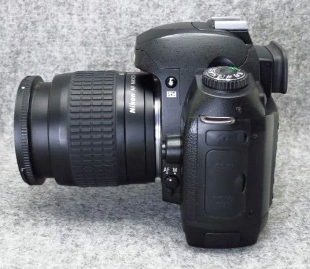 Nikon D70s　ズームレンズ付