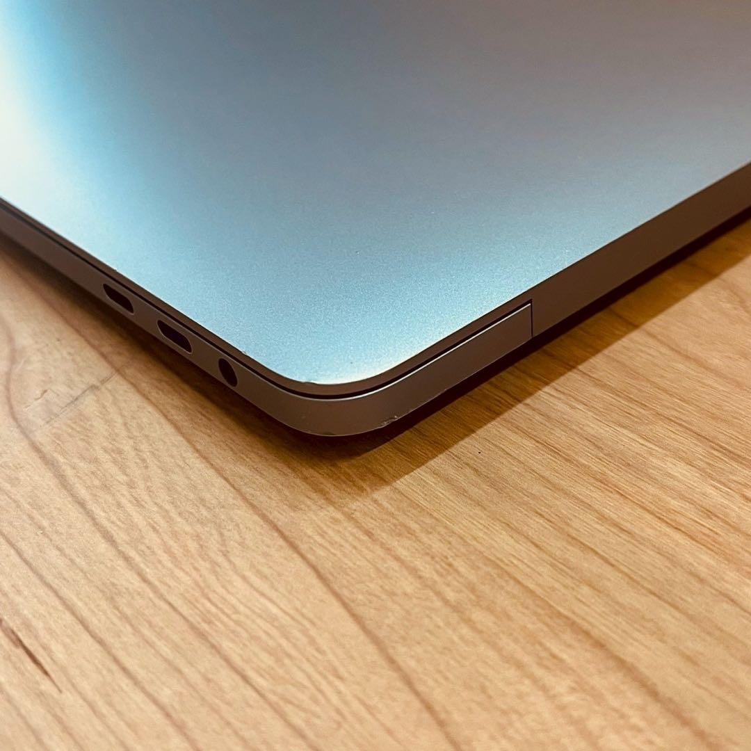 MacBook pro 13インチ 2020 i7 メモリ32GB 管理3858
