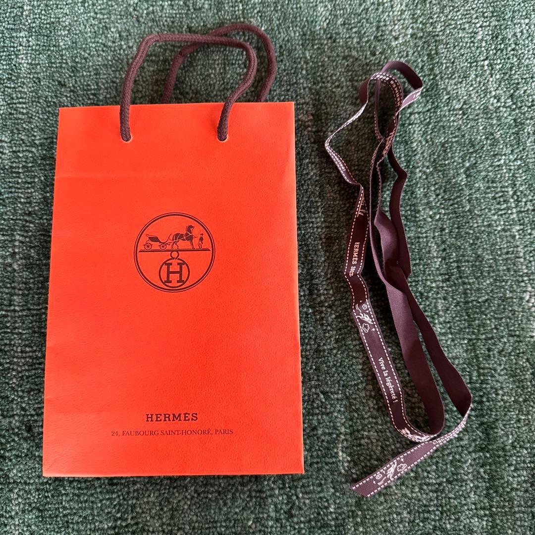 新品未使用 エルメス HERMES ハンカチ 2枚セット グレーピンク紙袋リボン