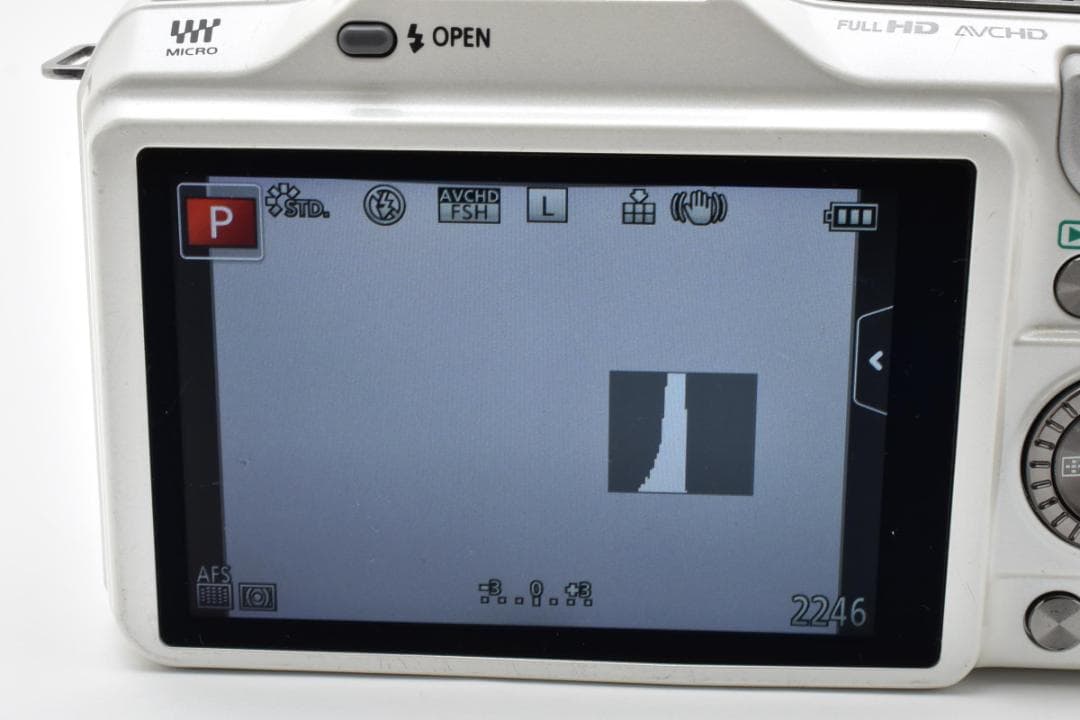 パナソニック　Panasonic LUMIX DMC-GF5 ホワイト