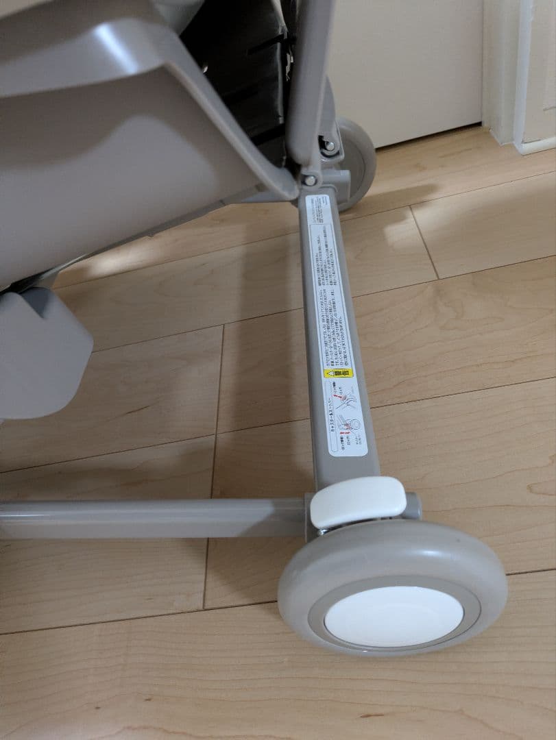 【美品】アップリカ ユラリズム スマート プレミアム ハイローチェア 手動