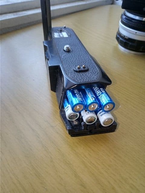 ㈱ニコン贈の銘が入った品！実働品！Nikon EM +モータードライブMD-E付