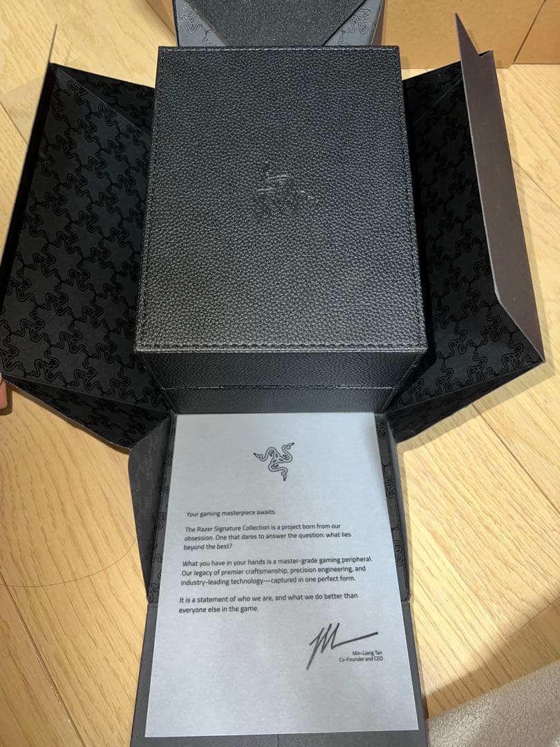 マウス・トラックボール RAZER VIPER MINI SIGNATURE EDITION