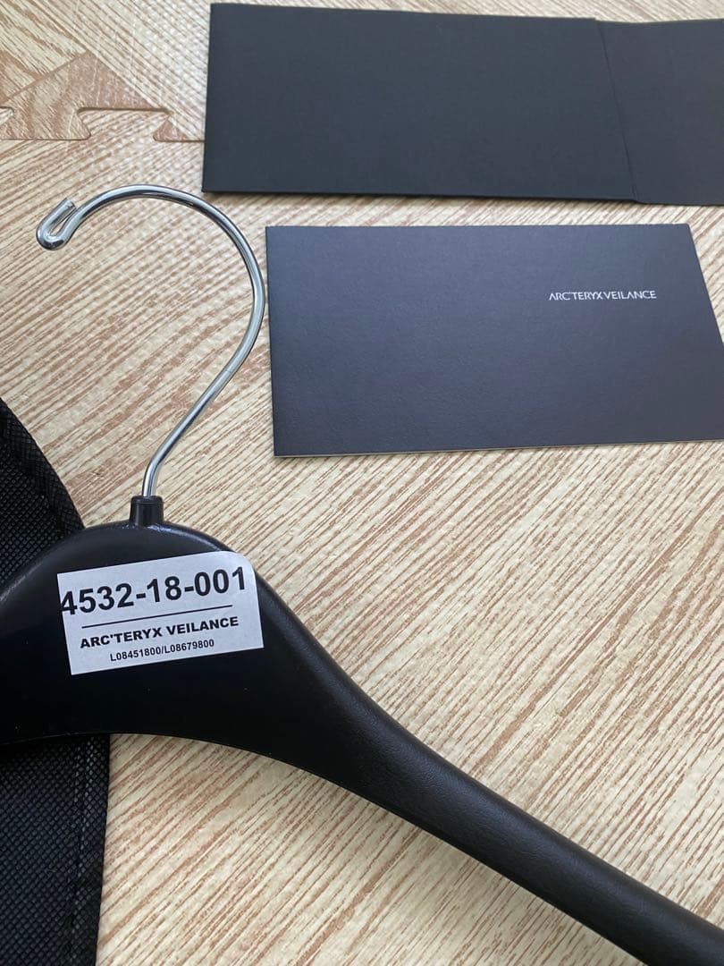 P*n様 新品タグ付 Arc'teryx Veilance Field Soft