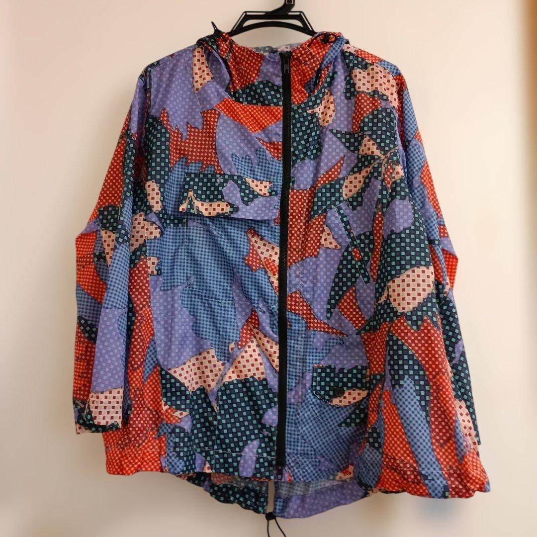 カラフルドット柄フード付きジャンパー