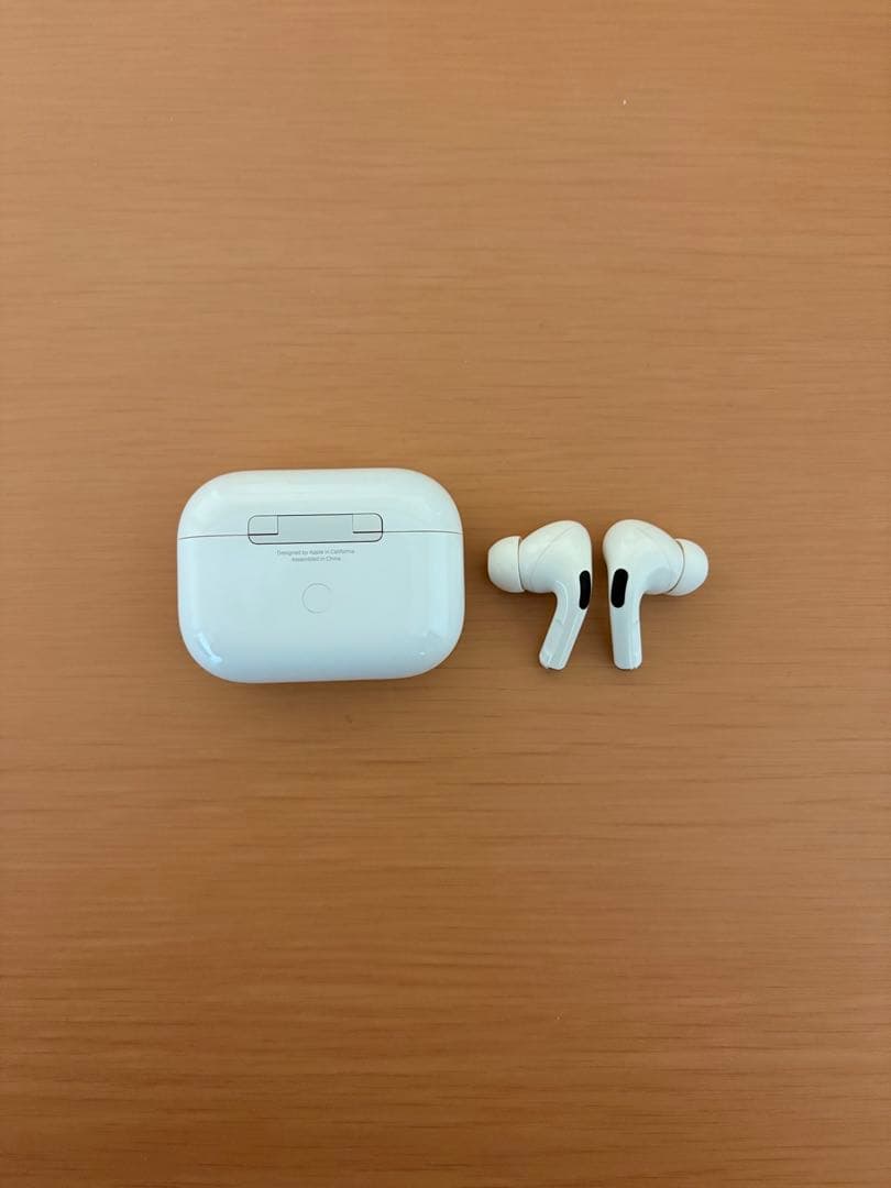 【早い者勝ち✨️】AirPods Pro 本体 充電ケース付き
