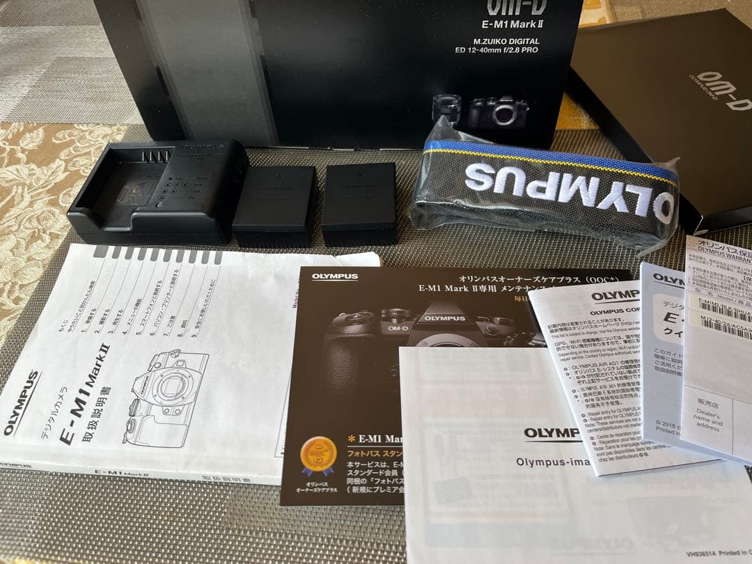 そ*ら様 オリンパス　E-M1 MarkⅡ シャッター数6338 皮ジャケット