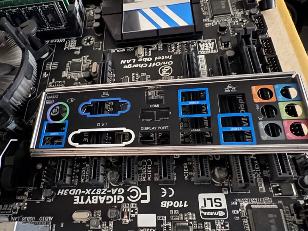 マザボ CPUメモリ セット Z87X-UD3H i7 4790 16GB動作品