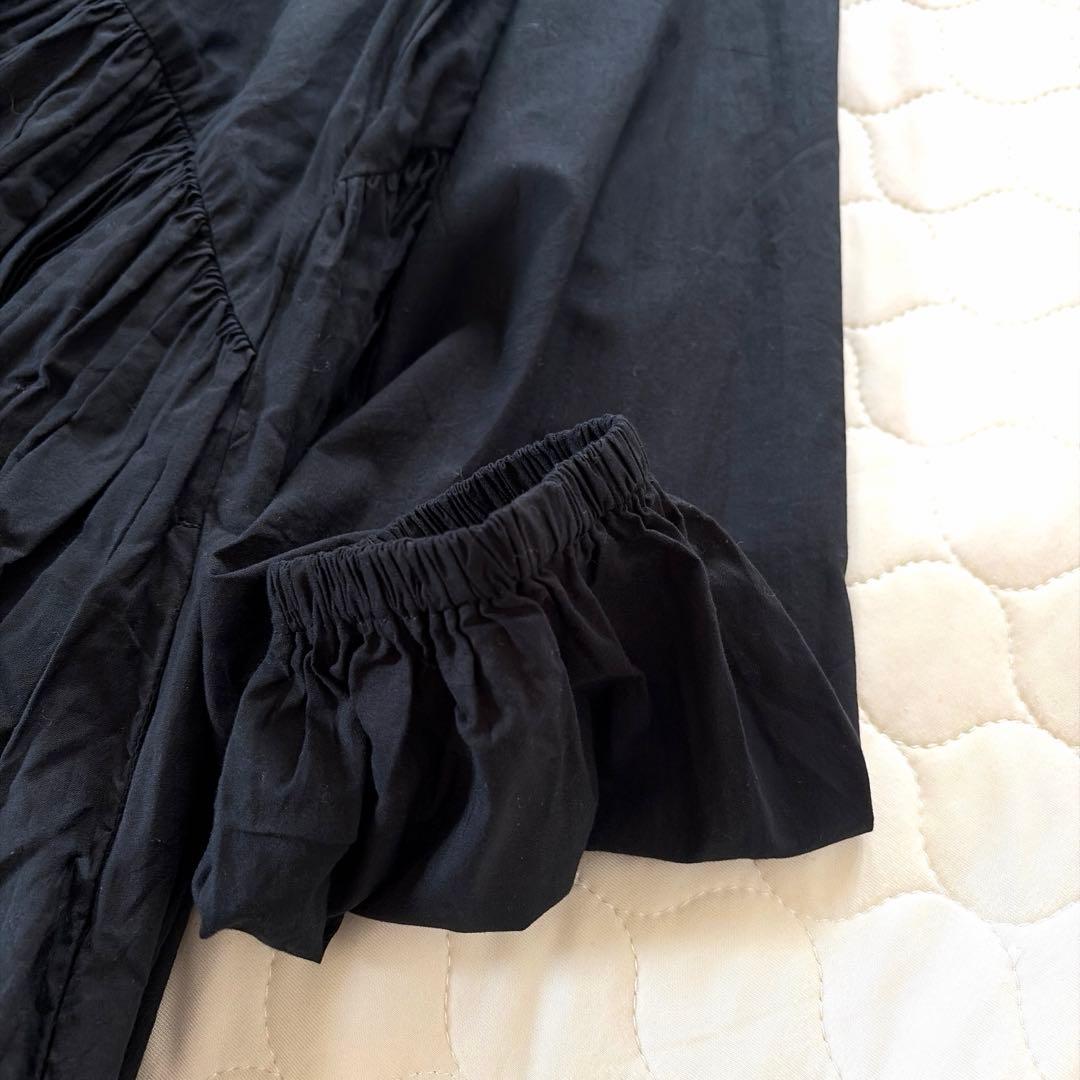 【美品】BEARDSLEY パールボタンギャザーワンピース　ブラック　サイズ0