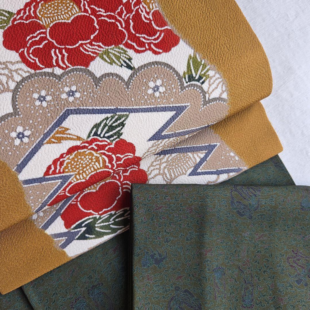 松皮菱と椿柄　栗山吉三郎　和染紅型名古屋帯