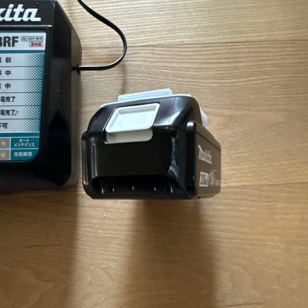 マキタ　コードレス掃除機　CL182FDZW セット　クリーナ