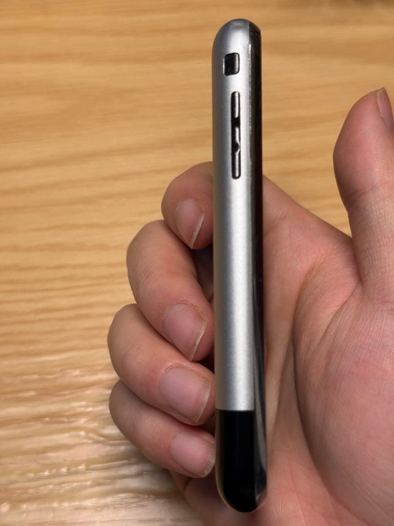 iPhone 2G 極美品 5Kモデル 日本未発売　8GB 初代 第1世代