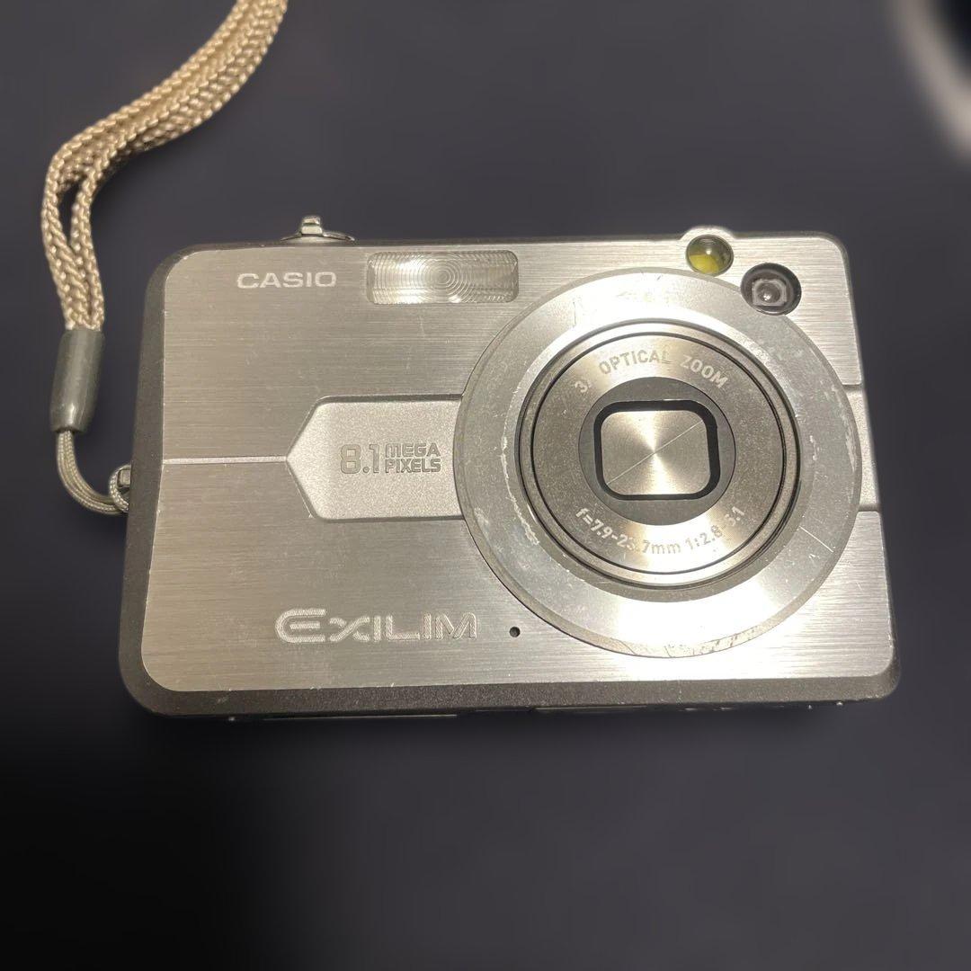 CASIO EXILIM 610万画素 コンパクトデジタルカメラ　三脚付き