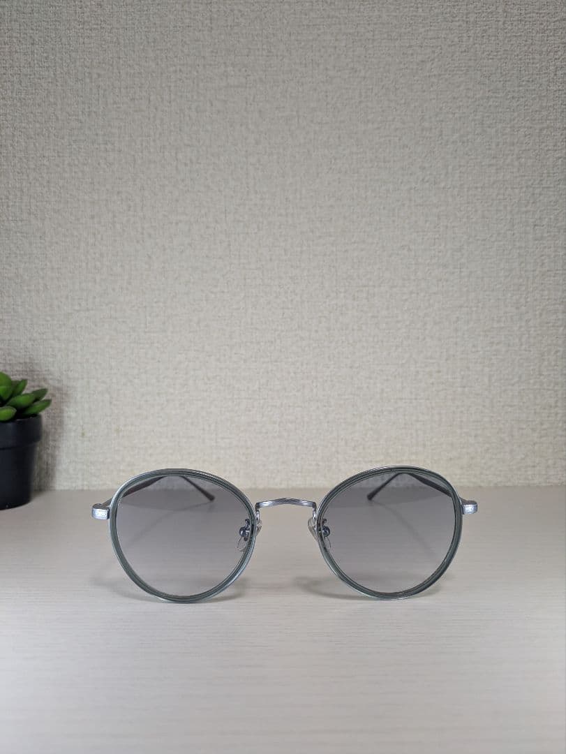 新品未使用 オリバーピープルズ サングラス Marret チタン 日本製シルバー