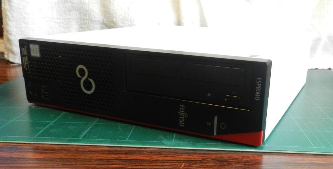 高性能FujitsuESPRIMO D588BX第9世Win11Pro25H2