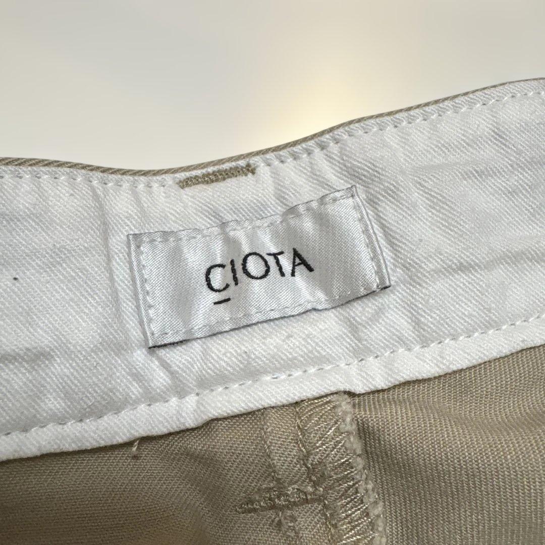 CIOTA シオタ ツータックチノパンツ