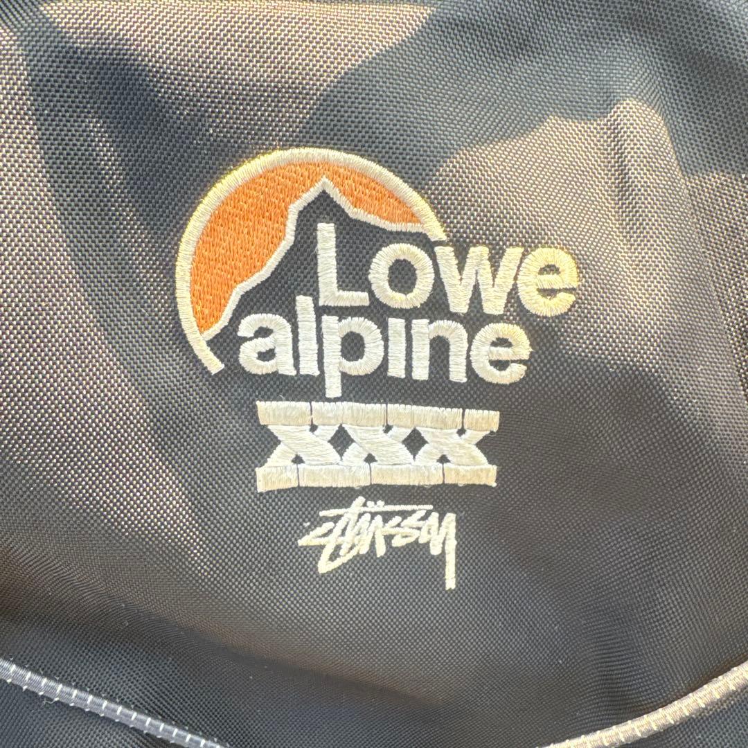 Lowe alplne xxx STUSSYコラボバッグ　30周年記念バッグ