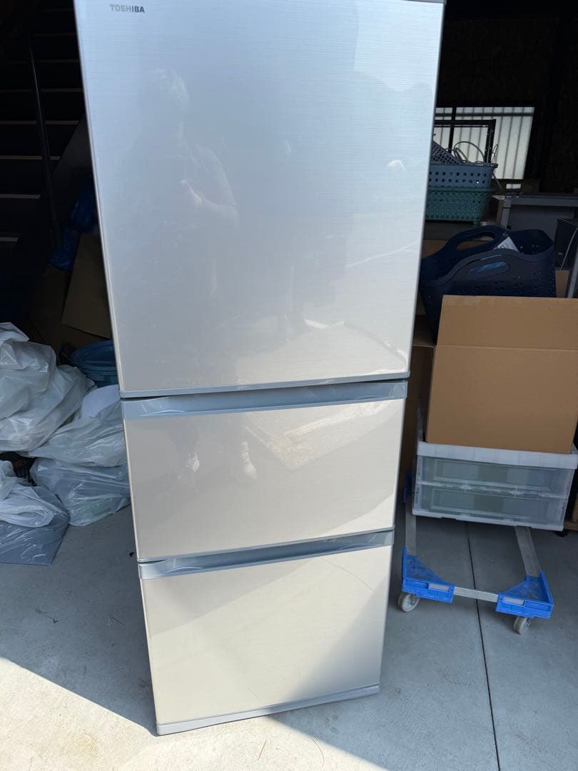 はに　TOSHIBA 3ドア冷蔵庫 GR-M33S (S)