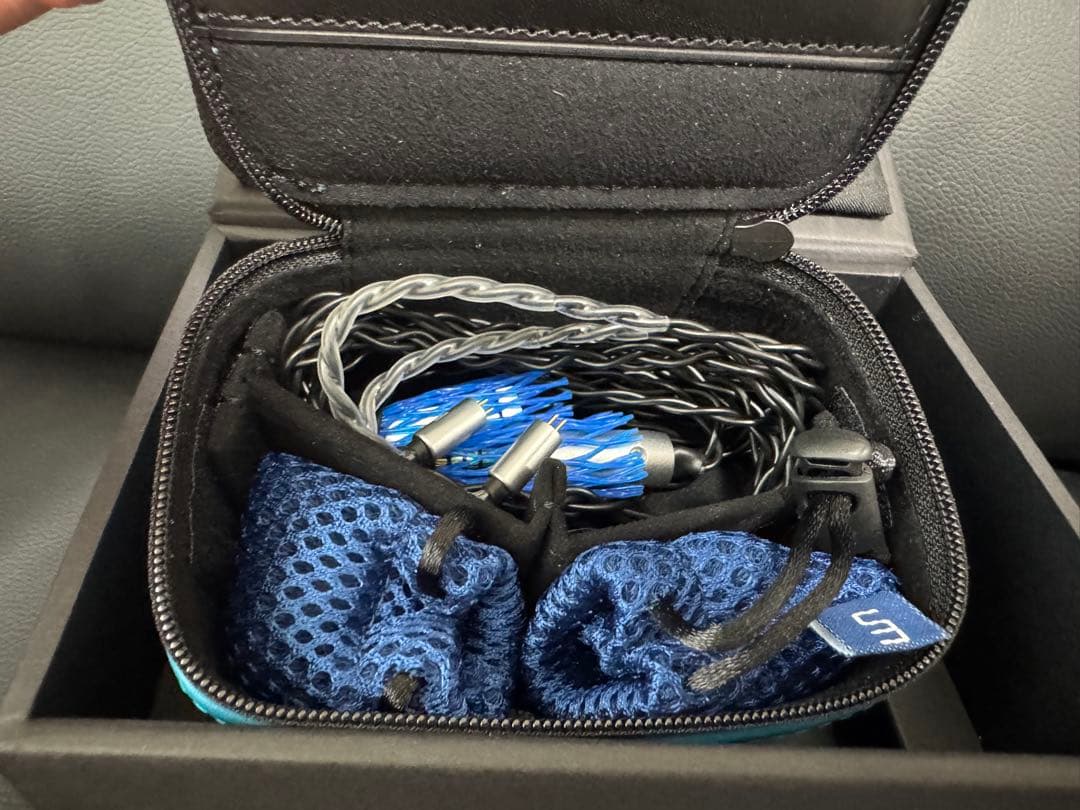 Unique Melody Maven Ⅱイヤホン 4.4mm バランスケーブル