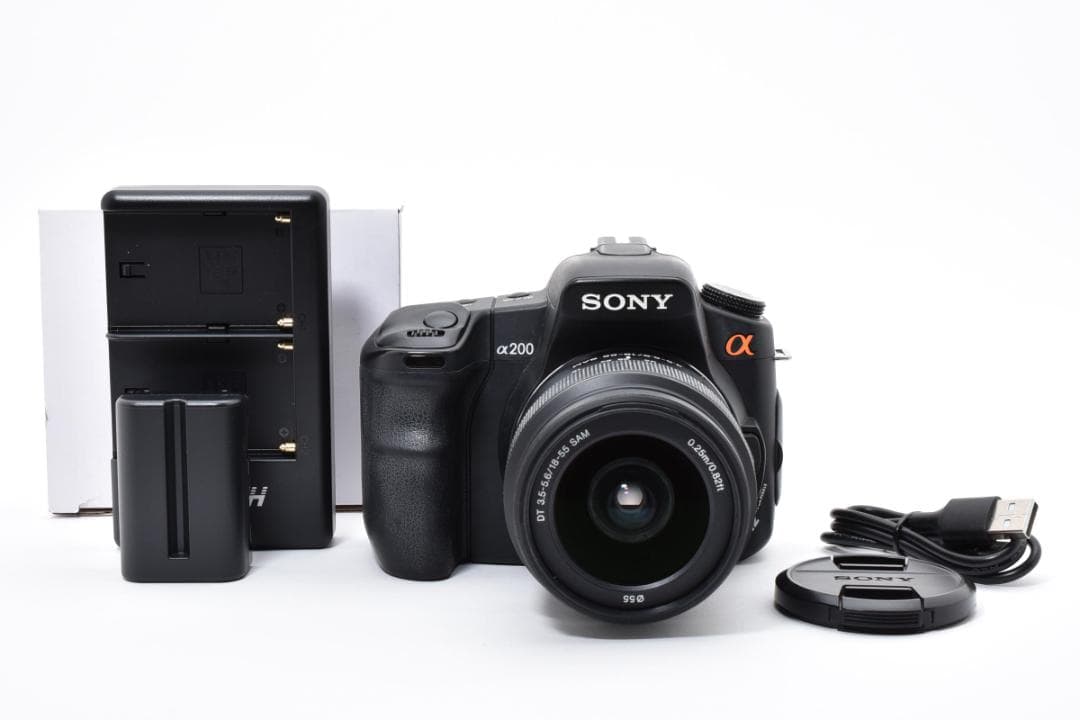 【純正レンズセット】α200＋DT 18-55 3.5-5.6 カメラ レンズ