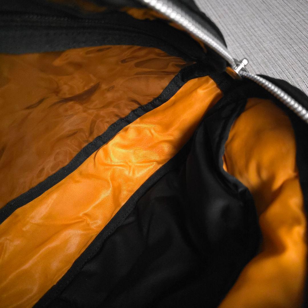 未使用に近い　PORTER　タンカー　ショルダーバッグ　最終モデル　オーバル　黒