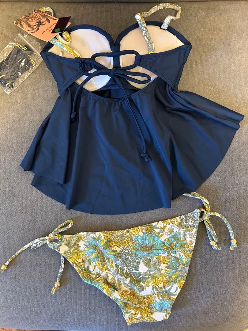 新品未使用　三愛水着　sanai resort 9M