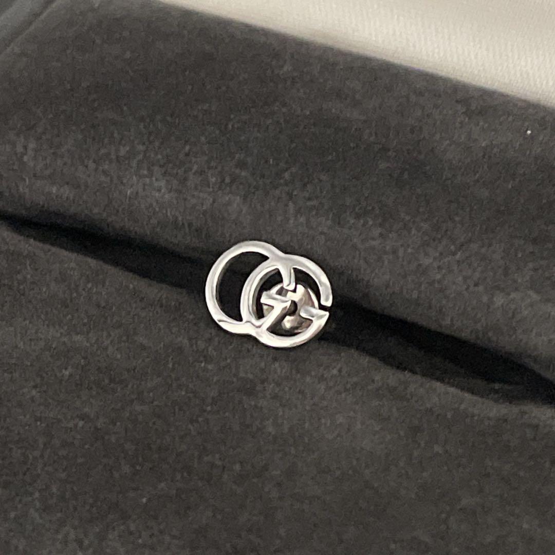 良品　GUCCI グッチGGロゴ シルバー ピアス 片耳用　男女兼用