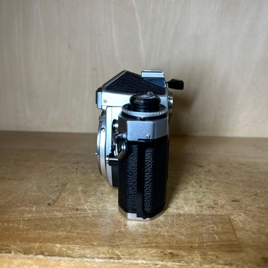 Nikon FE シンプルニコン　シルバーボディー　完動極美品